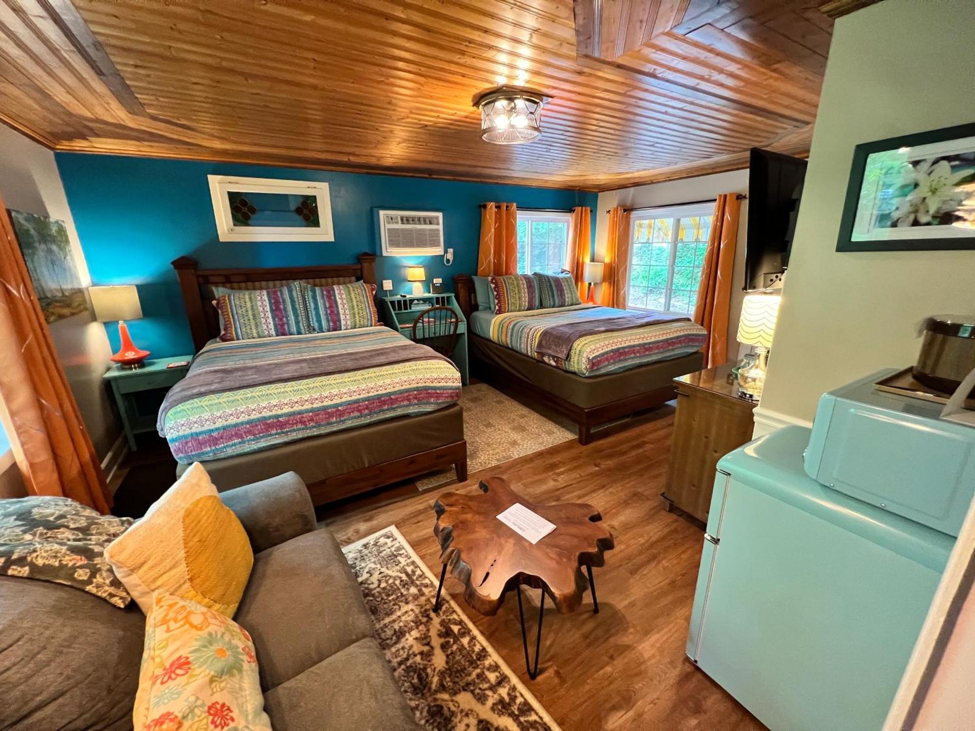 Sherwood Court Cottages & Guest Rooms Eureka Springs Exterior foto